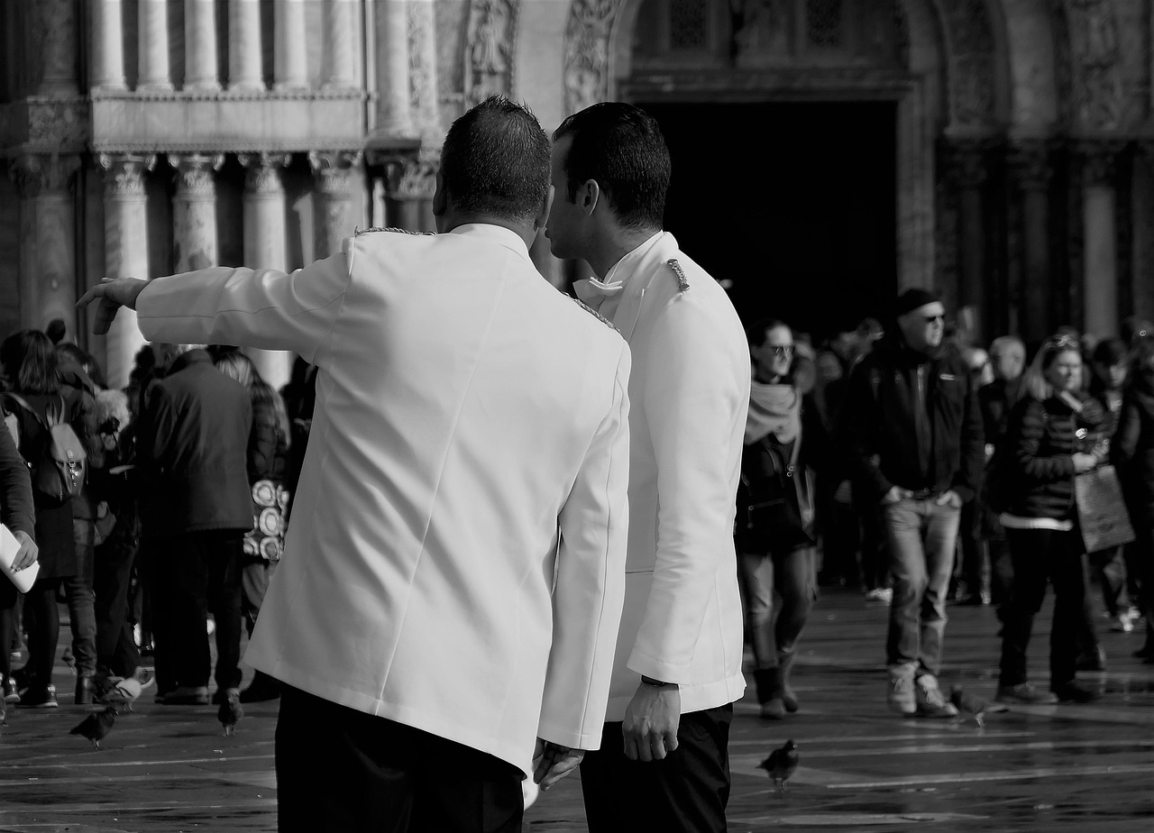 TRAHA全球版:微盘代理平台正规