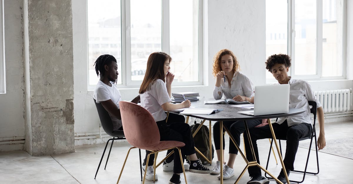 长江移动实名账号：实名认证下的跨境电商与交易安全 